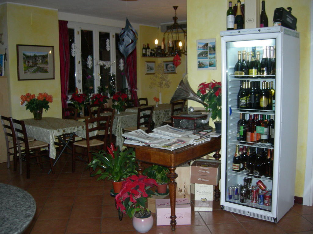 Caffe Del Viaggiatore Valsolda Exterior foto